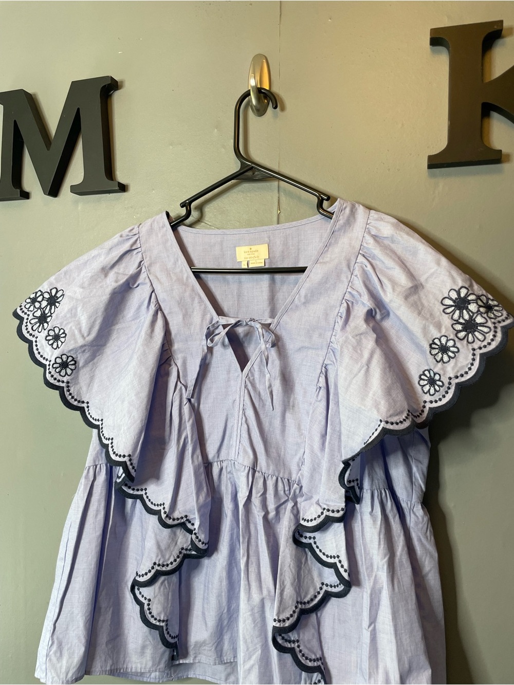 Kate Spade Daisy Embroidered Top Ruffle Blouse size large - Picture 3 of 12
